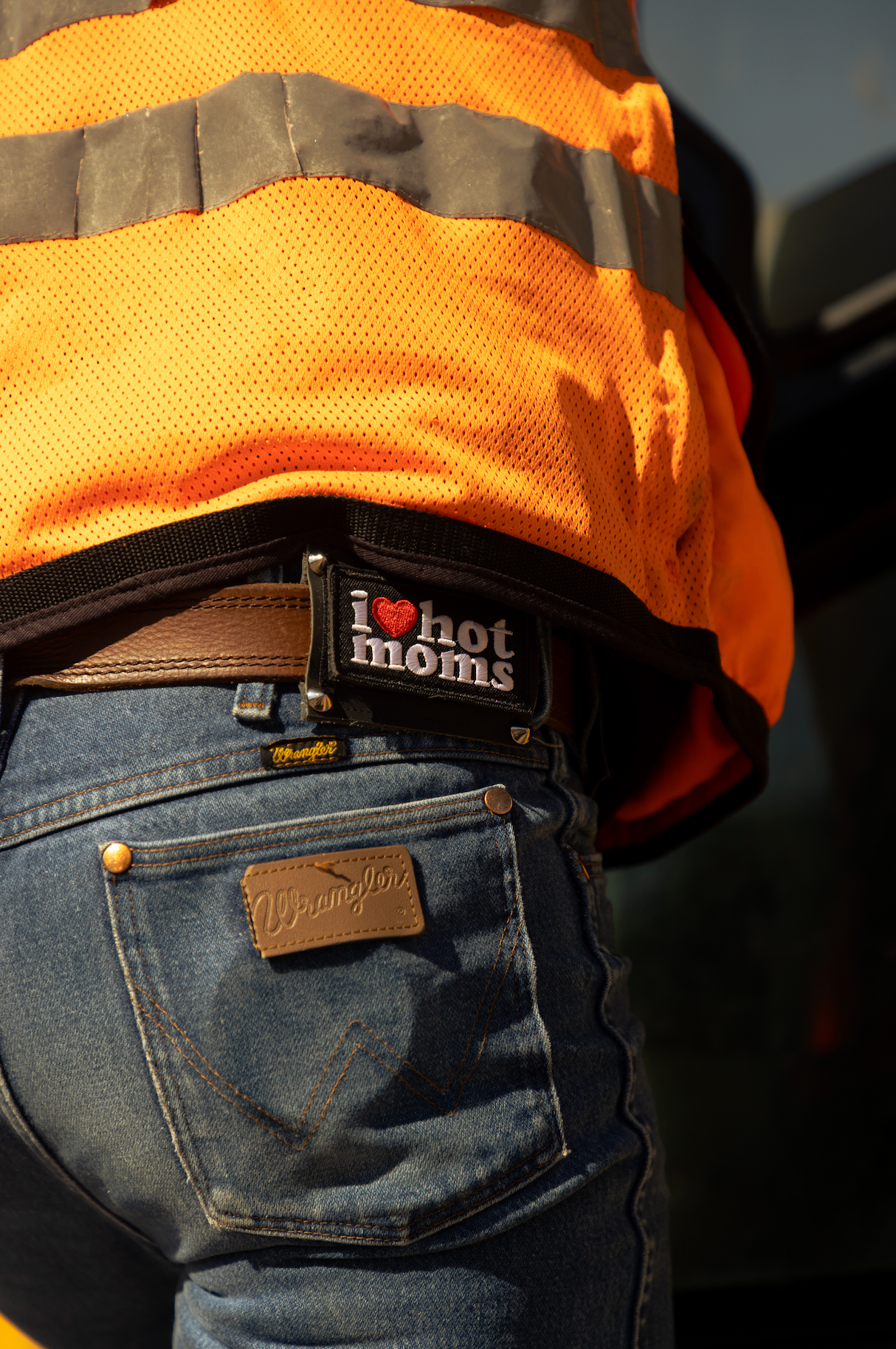 I Love Hot Moms – Stud Edition Badgr Patch